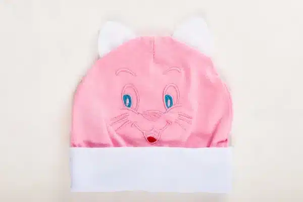 Touca Denguinho  FEMININO OU MASCULINO gatinho bordado - Image 5